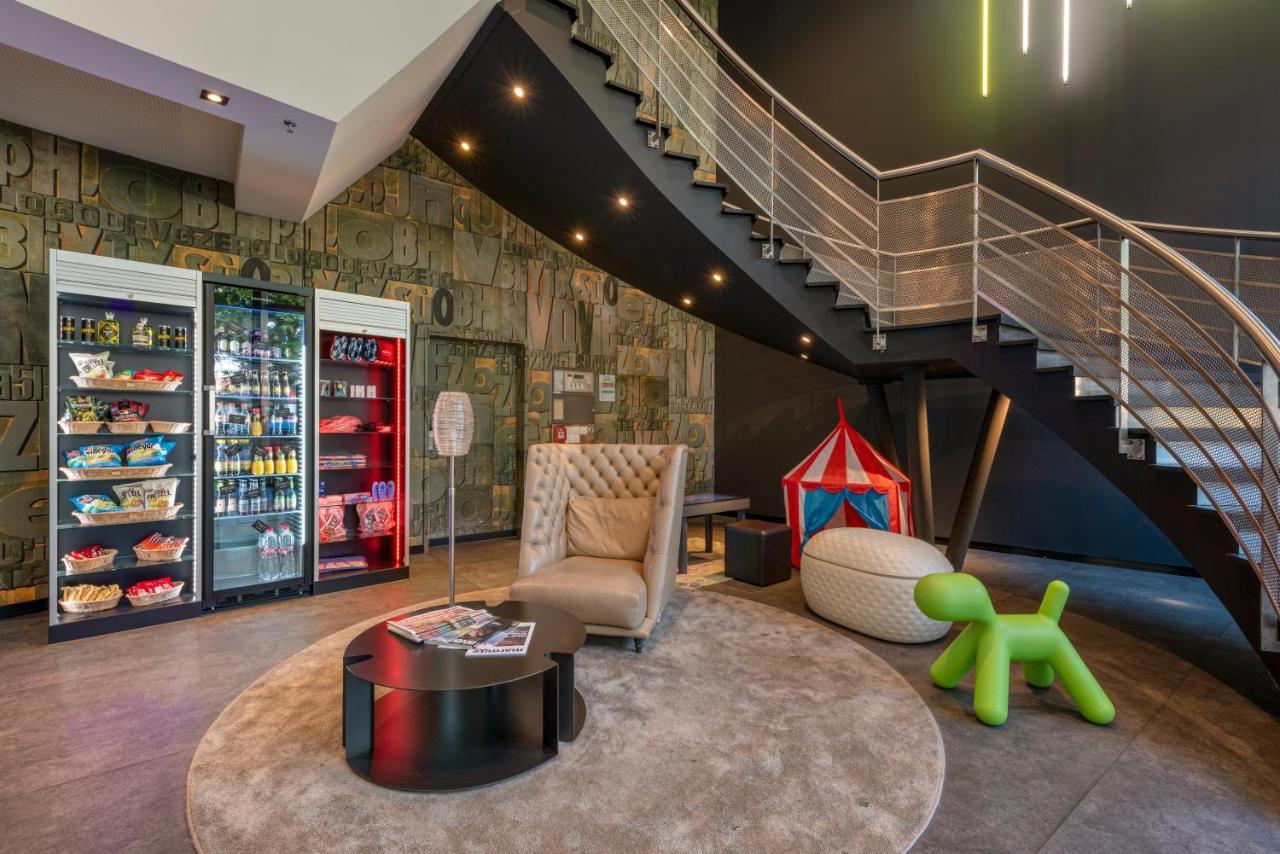 Novotel Bern Expo Εξωτερικό φωτογραφία